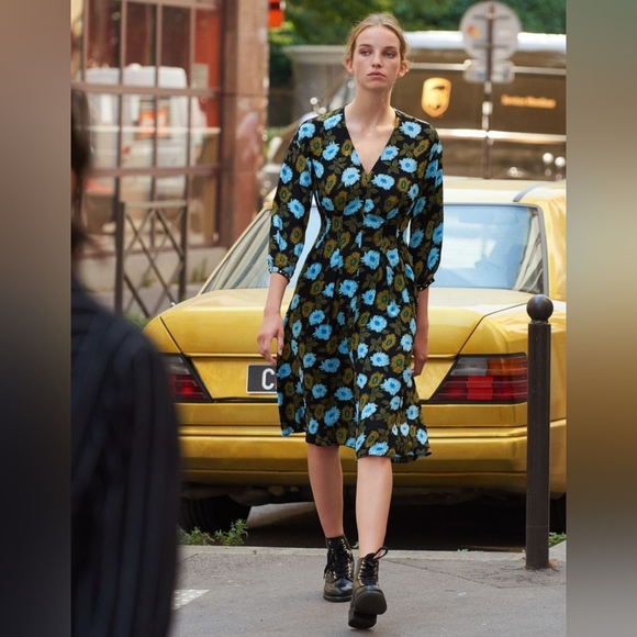 NEW-Sandro Fraternite Embellished Floral Dress, Size 36 - Picture 1 of 10